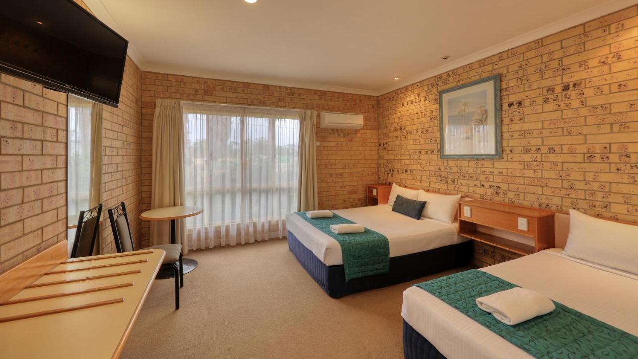 Mulga Country Motor Inn Charleville Exteriér fotografie