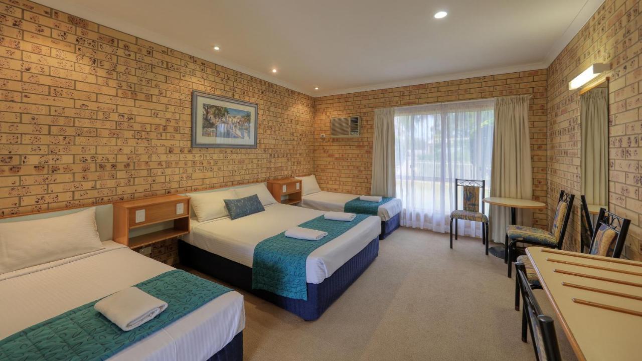 Mulga Country Motor Inn Charleville Exteriér fotografie