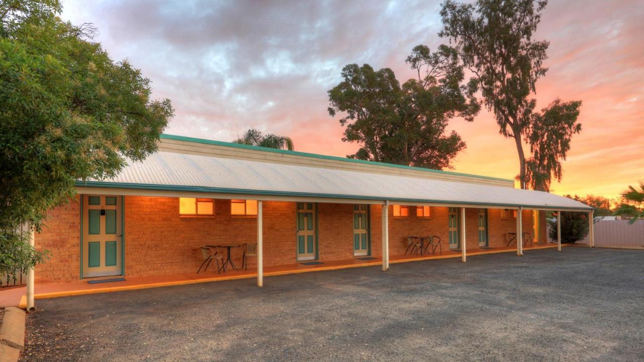 Mulga Country Motor Inn Charleville Exteriér fotografie